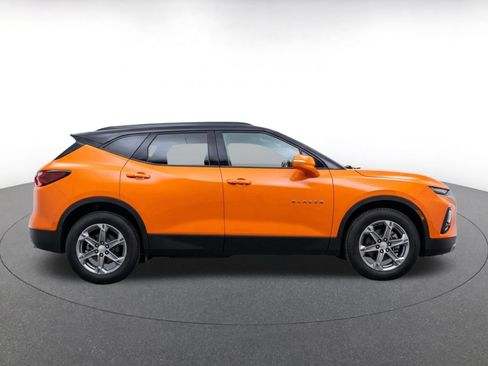 Used 2025 Chevrolet Blazer LT FWD image 10