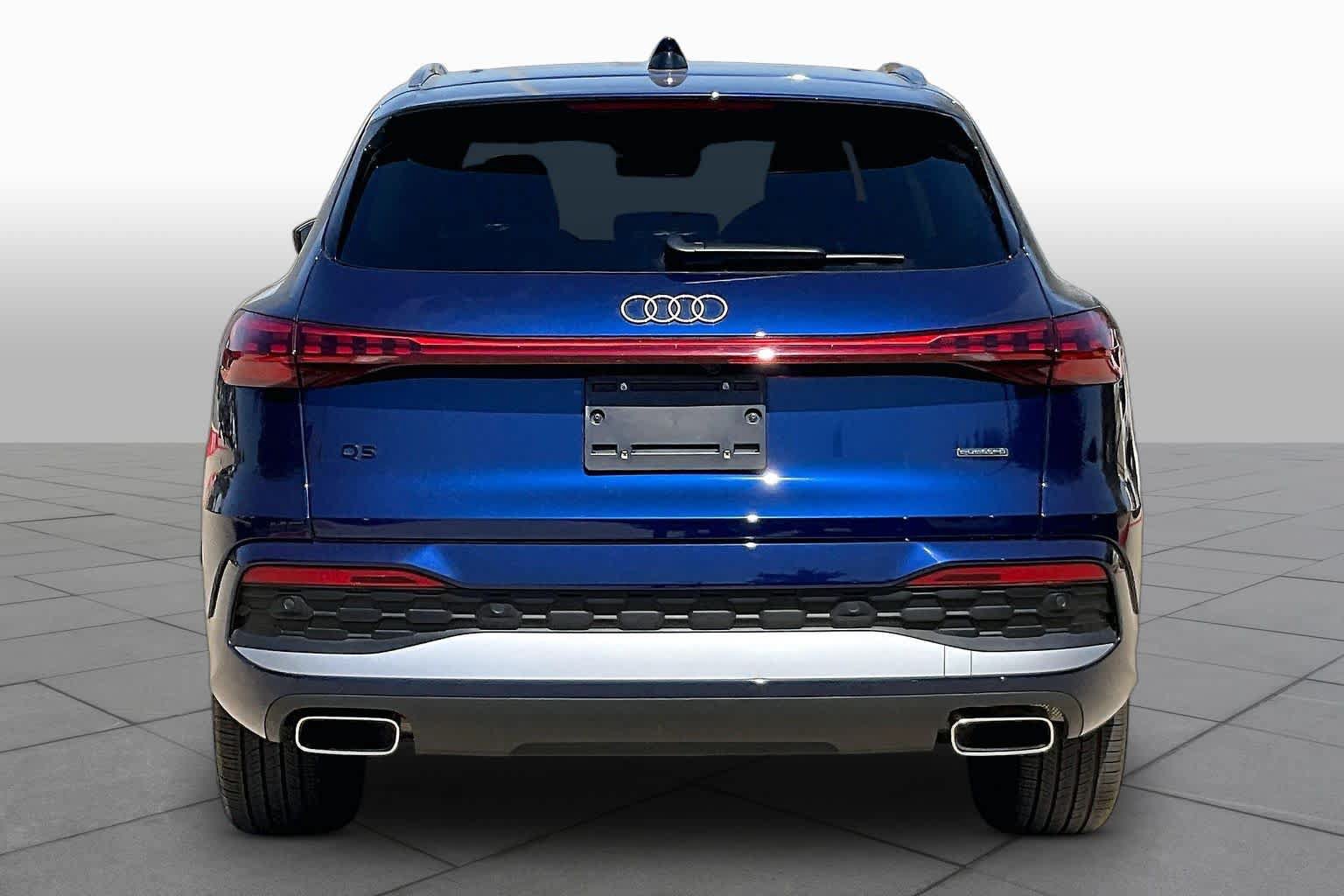 Used 2025 Audi Q5 Premium AWD/4WD image 5