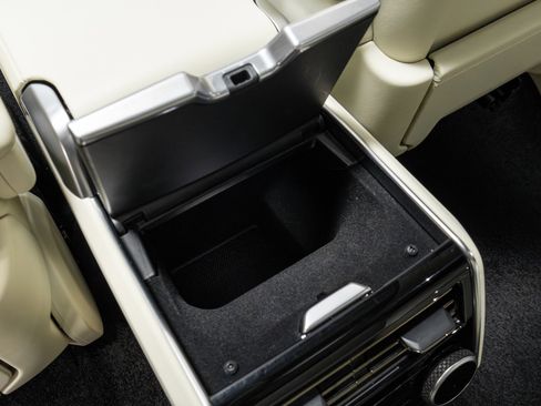 Used 2023 Land Rover Range Rover Long Wheelbase Autobiography image 30