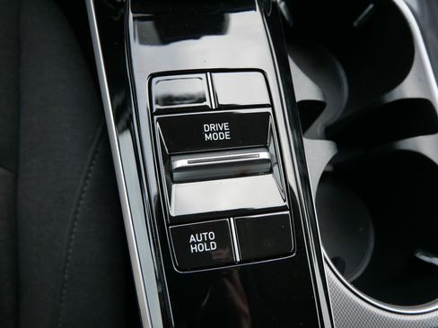 Certified 2023 Hyundai Sonata SE w/ Cargo Package image 25