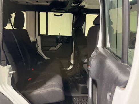 Used 2013 Jeep Wrangler Unlimited Sport AWD/4WD image 12