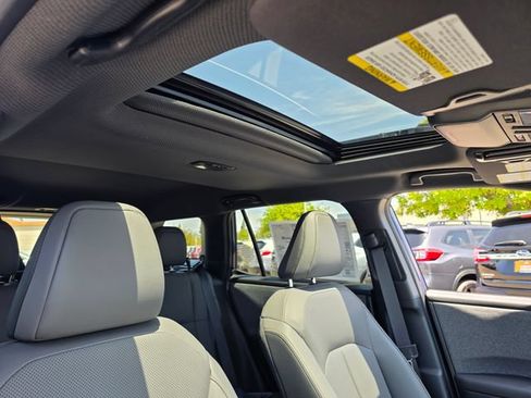 New 2026 Subaru Outback Limited AWD/4WD image 9
