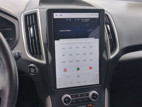 Used 2023 Ford Edge SEL image 16