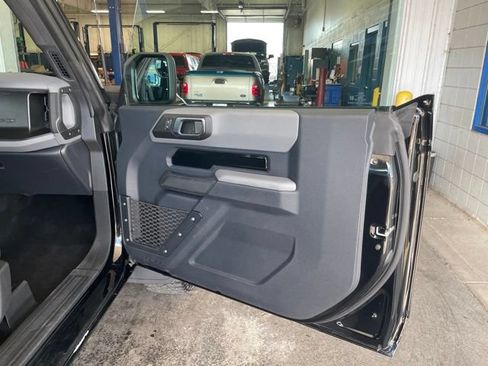 Used 2022 Ford Bronco 2-Door AWD/4WD image 47