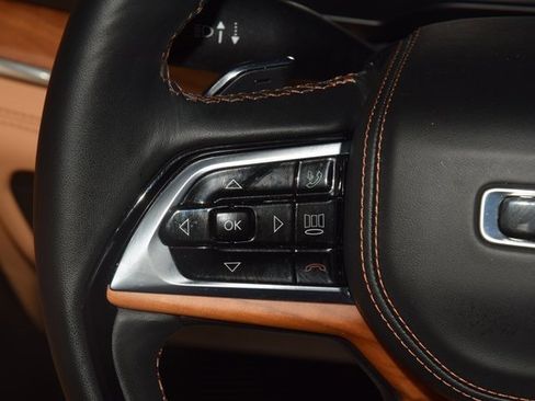 Used 2025 Jeep Grand Cherokee L Summit image 39