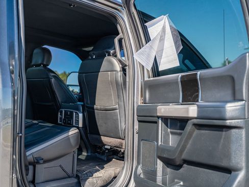 Certified 2019 Ford F450 Platinum w/ Platinum Ultimate Package image 15