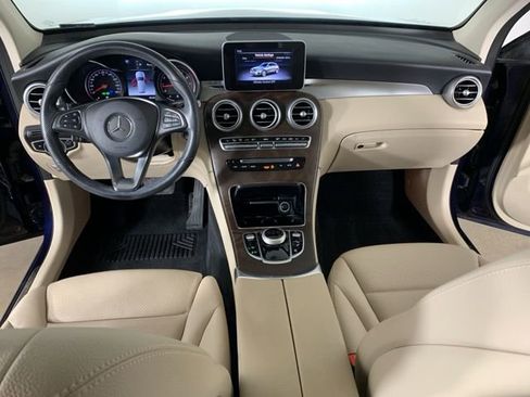 Used 2019 Mercedes-Benz GLC 300 4MATIC image 35