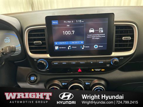 Certified 2025 Hyundai Venue SEL image 25