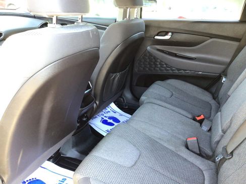 Used 2019 Hyundai Santa Fe SE FWD image 14