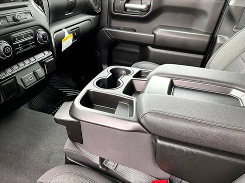 Used 2024 Chevrolet Silverado 1500 Custom Trail Boss AWD/4WD image 20