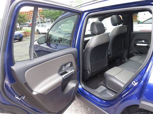 Used 2020 Mercedes-Benz GLB 250 4MATIC image 10