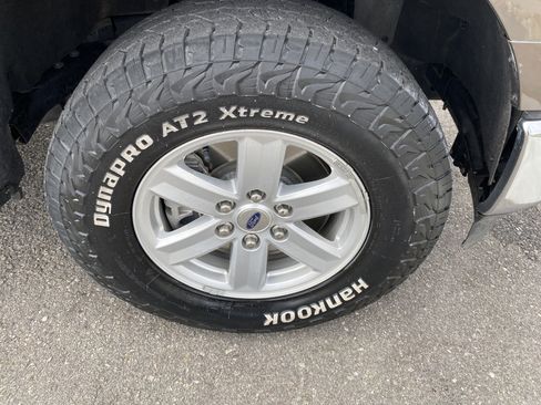 Used 2023 Ford F150 XLT image 28