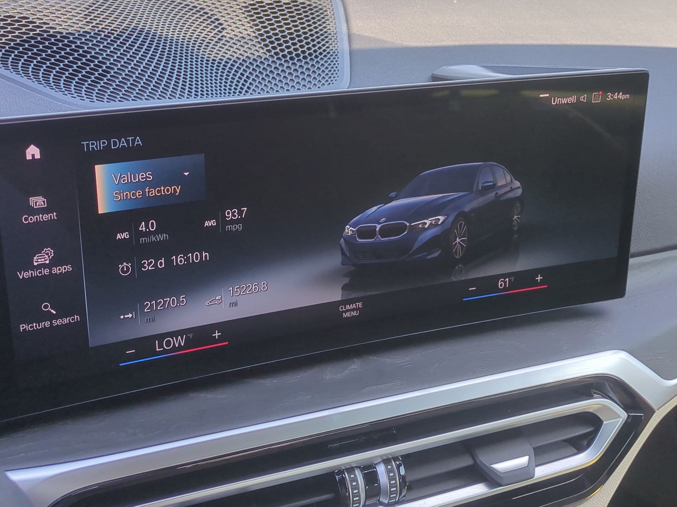 Certified 2023 BMW 330e w/ Premium Package RWD image 22
