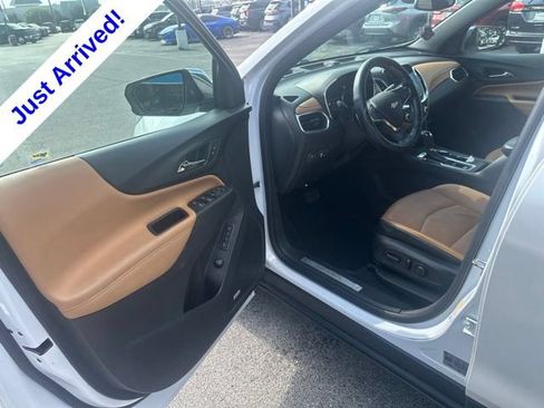 Used 2021 Chevrolet Equinox Premier FWD image 10