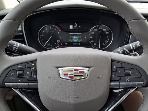 Certified 2024 Cadillac XT6 Premium Luxury AWD/4WD image 24