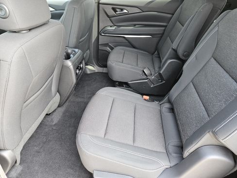 New 2026 Chevrolet Traverse LT FWD image 18