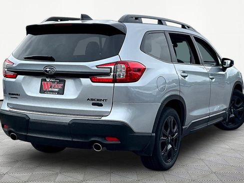 Used 2024 Subaru Ascent Onyx Edition AWD/4WD image 6