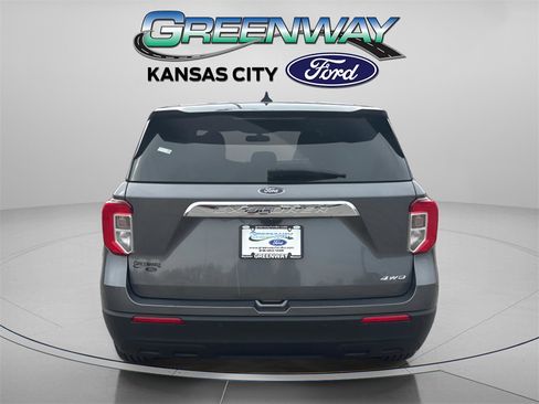 Used 2023 Ford Explorer 4WD image 6