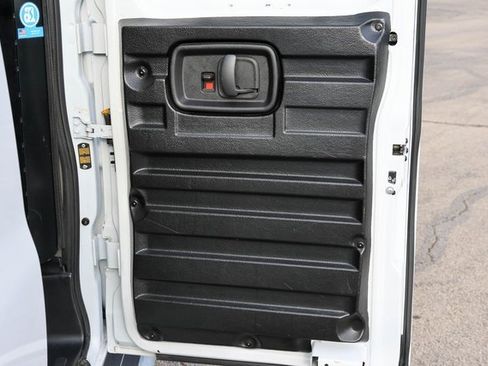 Used 2024 Chevrolet Express 2500 w/ Driver Convenience Package image 15