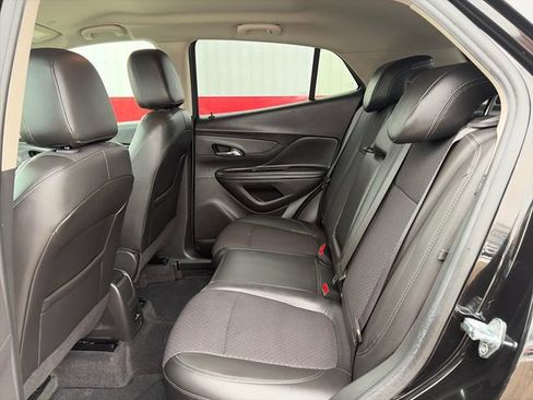 Used 2022 Buick Encore Preferred w/ Safety Package AWD/4WD image 39