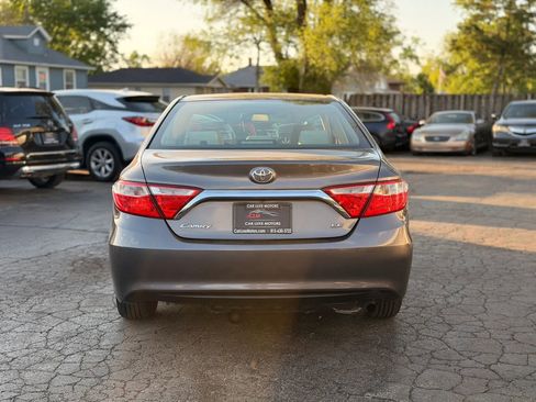 Used 2017 Toyota Camry LE FWD image 16