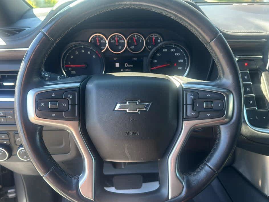 Used 2021 Chevrolet Suburban Z71 w/ Rear Media and Nav Package AWD/4WD image 30