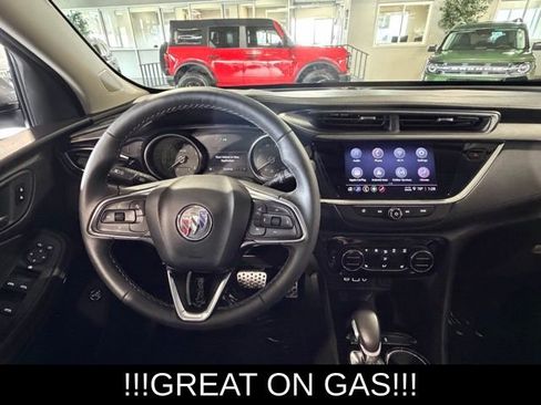 Used 2023 Buick Encore GX Select w/ Sport Touring Package image 17