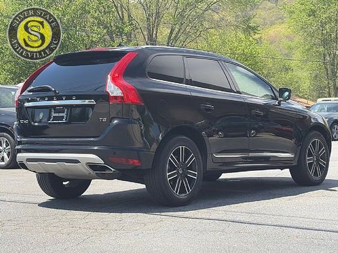 Used 2017 Volvo XC60 T5 Dynamic w/ Preferred Option Package image 6