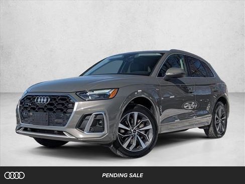 Used 2023 Audi Q5 2.0T Premium Plus w/ Premium Plus Package image 1