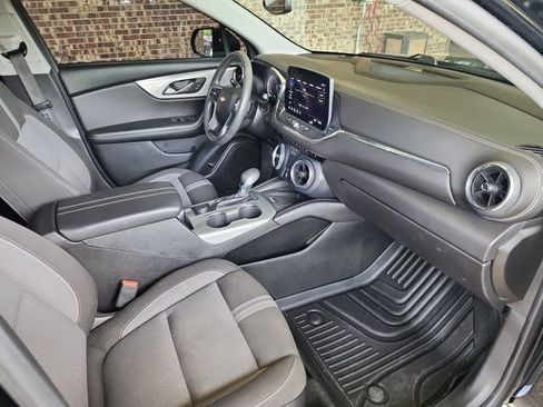 Used 2023 Chevrolet Blazer LT w/ Convenience Package FWD image 12