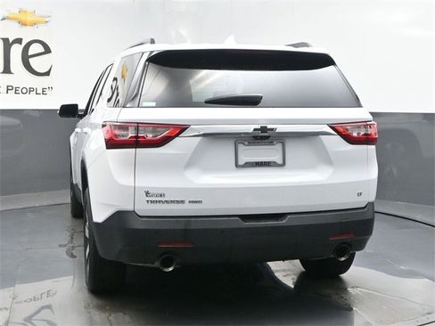Used 2020 Chevrolet Traverse LT w/ LT Premium Package image 41