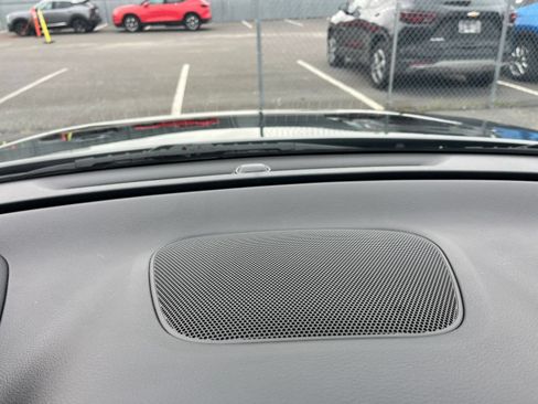 Used 2025 Kia Soul LX w/ LX Technology Package FWD image 14
