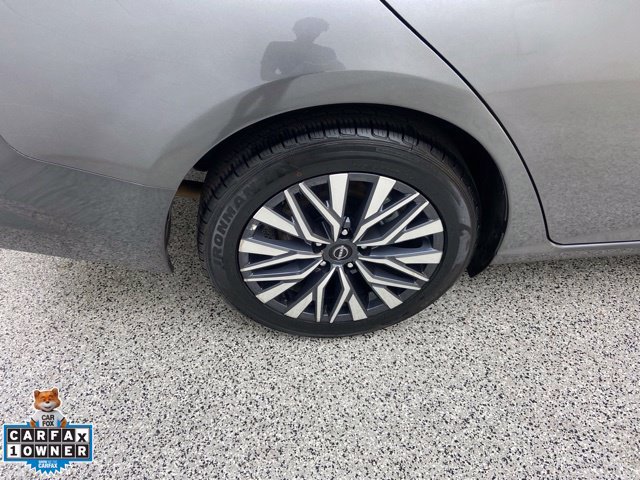 Used 2025 Nissan Altima 2.5 SV FWD image 11