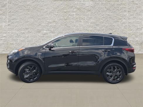 Used 2022 Kia Sportage LX w/ LX AWD Value Edition Package image 4