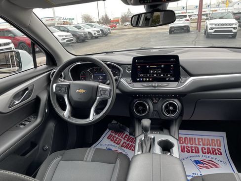Used 2023 Chevrolet Blazer LT w/ Convenience Package image 2