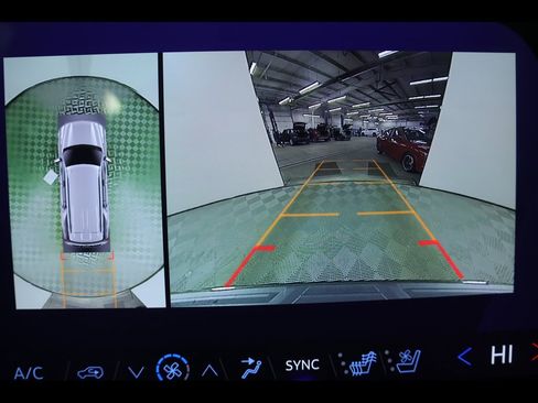 Used 2025 Chevrolet Tahoe High Country image 5