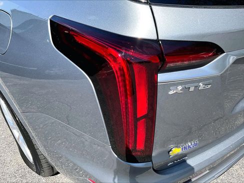 Used 2024 Cadillac XT6 Luxury w/ LPO, Floor Liner Package AWD/4WD image 33