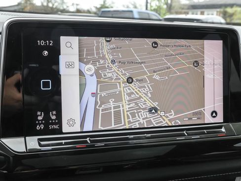 Used 2024 Volkswagen Atlas SEL Premium R-Line image 6