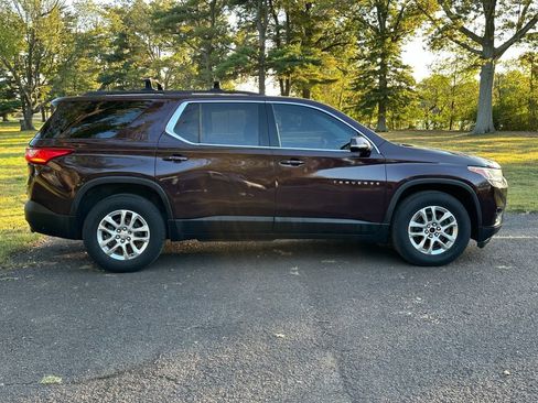 Used 2019 Chevrolet Traverse LT image 7