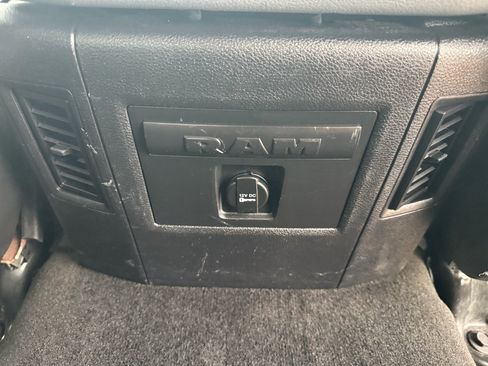 Used 2015 RAM 1500 Lone Star image 35