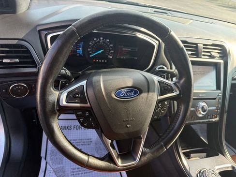 Used 2019 Ford Fusion Titanium FWD image 12
