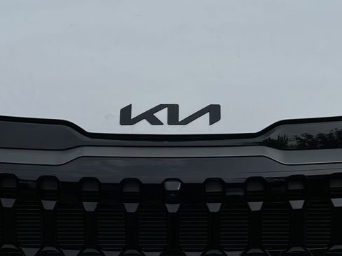 New 2026 Kia Sportage X-Line w/ X-Line Technology Package AWD/4WD image 12