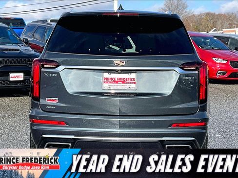 Used 2023 Cadillac XT6 Luxury image 4