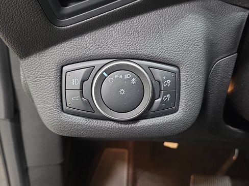 Used 2019 Ford Escape SE AWD/4WD image 24