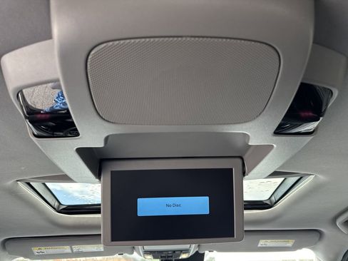 Used 2022 Honda Pilot Elite image 24