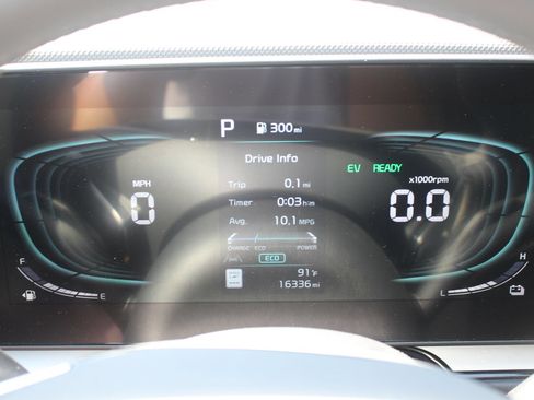 Certified 2024 Kia Niro EX Touring FWD image 24