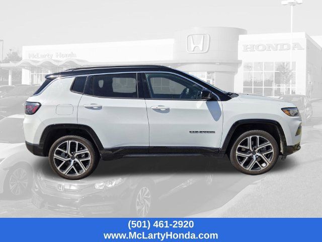 Used 2025 Jeep Compass Limited w/ Elite Group AWD/4WD image 6