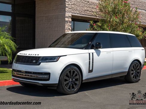 Used 2025 Land Rover Range Rover Long Wheelbase SE AWD/4WD image 4