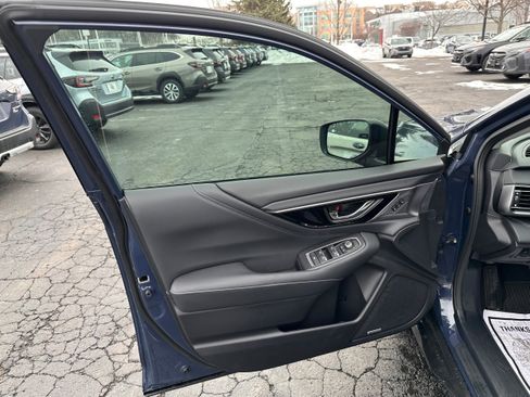 Certified 2025 Subaru Outback Limited image 11