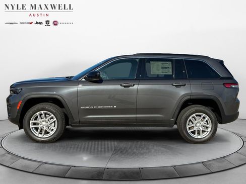 New 2025 Jeep Grand Cherokee Laredo X w/ Luxury Tech Group I image 14